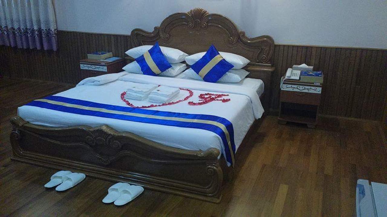 Famous Hotel باغو المظهر الخارجي الصورة