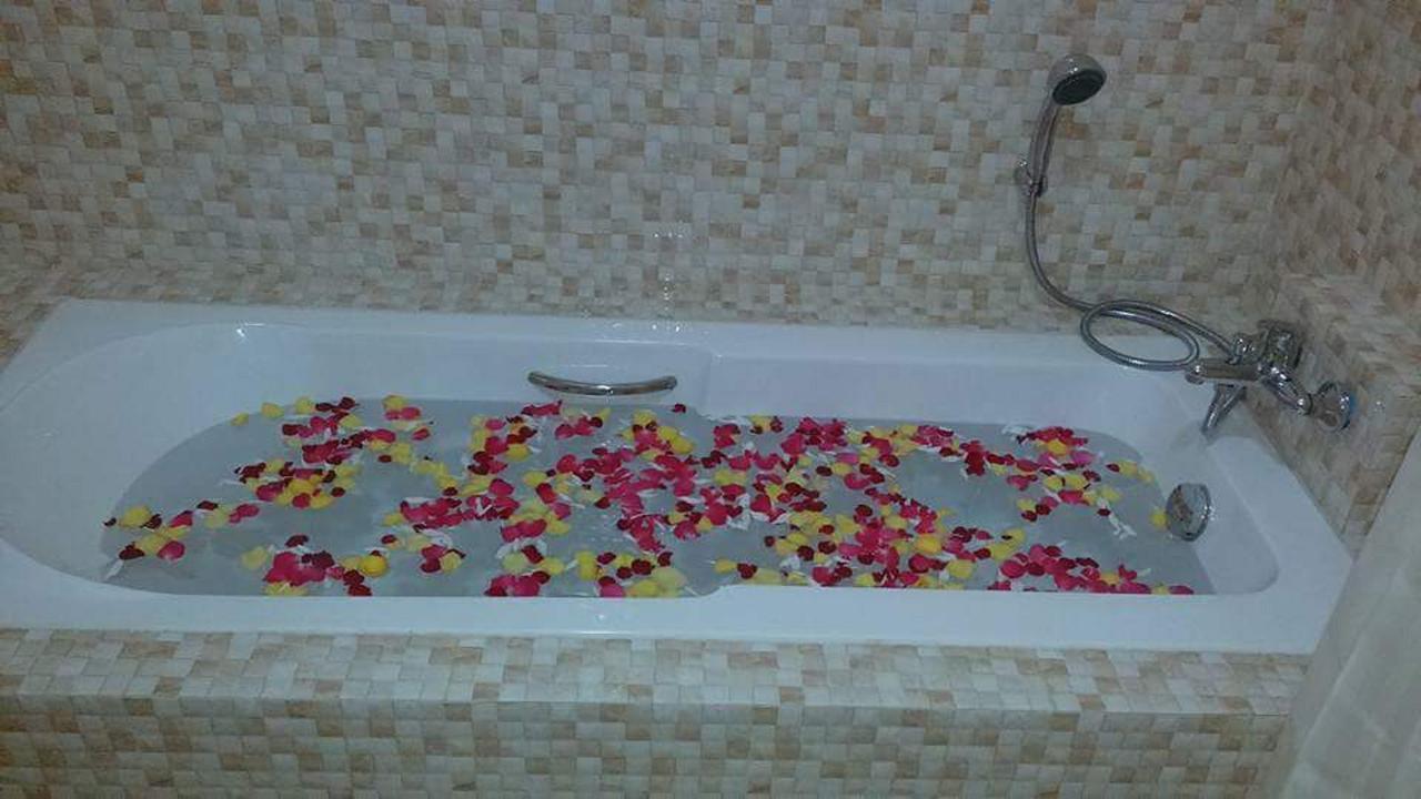 Famous Hotel باغو المظهر الخارجي الصورة