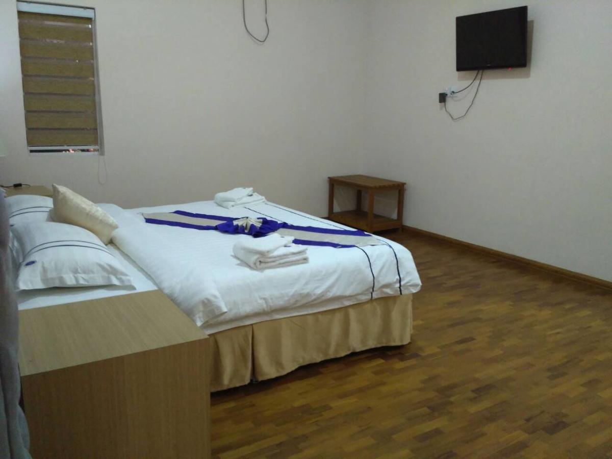 Famous Hotel باغو المظهر الخارجي الصورة