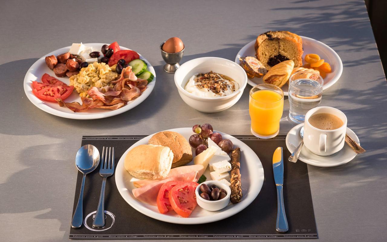 Famous Hotel باغو المظهر الخارجي الصورة