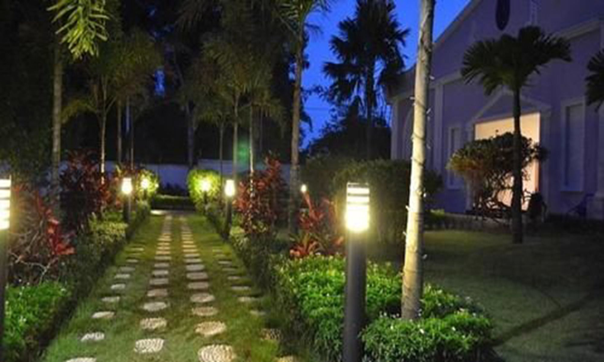 Famous Hotel باغو المظهر الخارجي الصورة